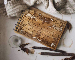 Skicák Ouija 